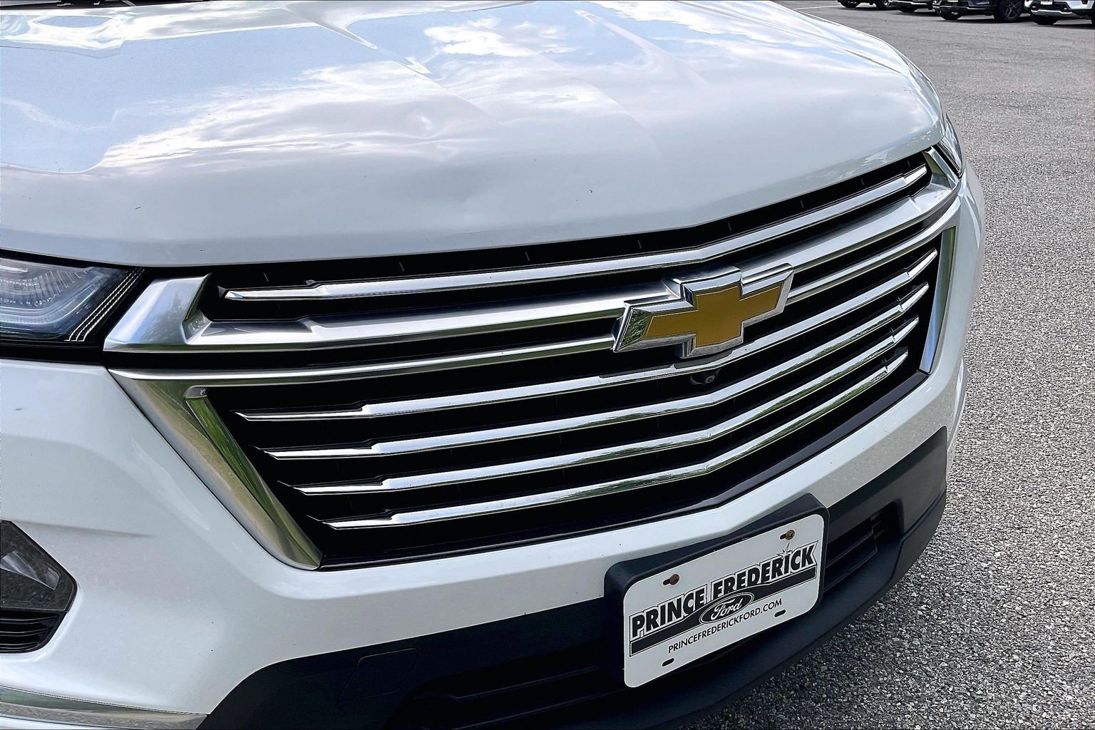 Used 2023 Chevrolet Traverse Premier AWD/4WD image 31
