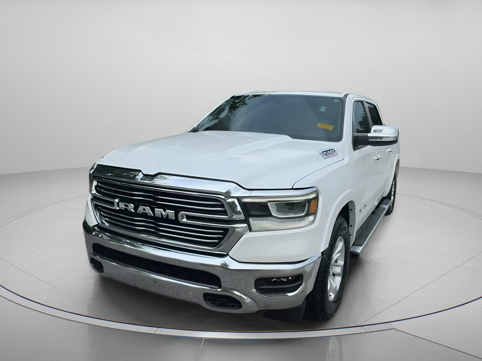 Used 2022 RAM 1500 Laramie image 2