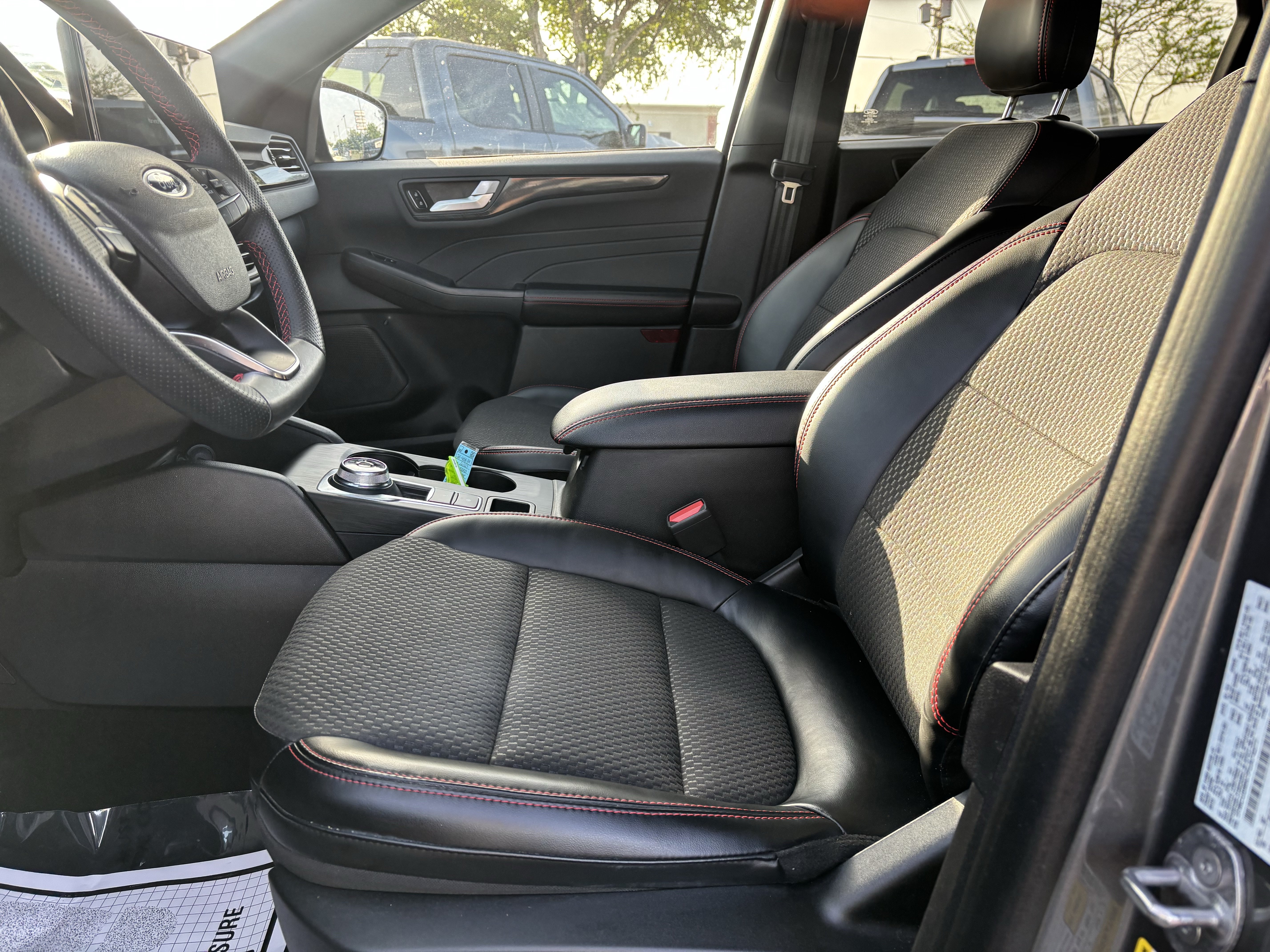 Certified 2023 Ford Escape ST-Line w/ Tech Pack #1 FWD image 10