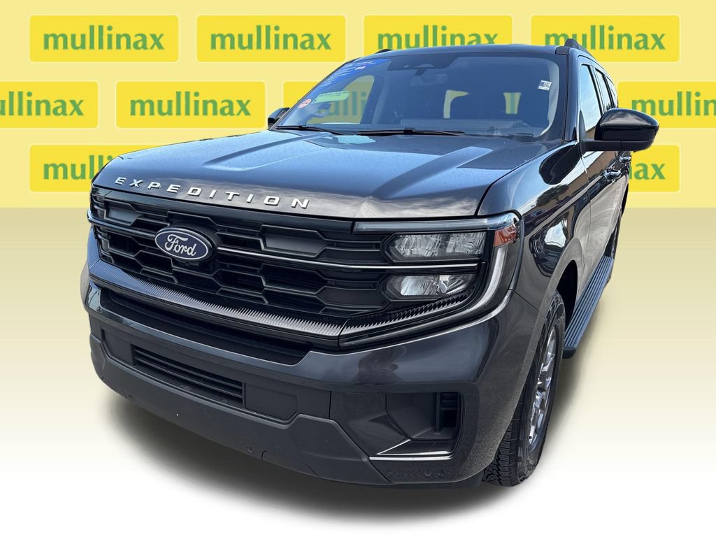 Certified 2025 Ford Expedition Active RWD image 10