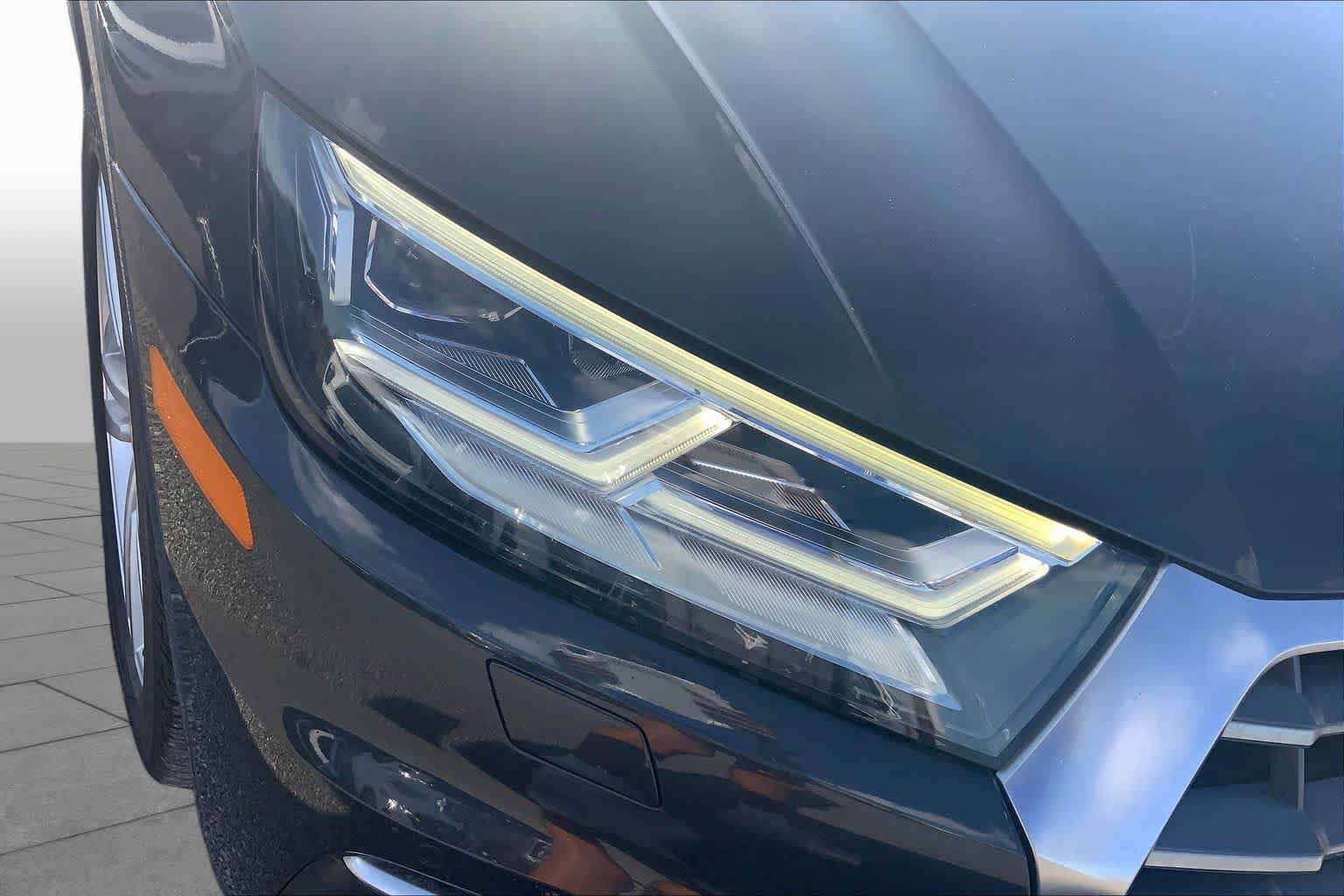 Used 2019 Audi Q5 2.0T Premium Plus w/ Premium Plus Package AWD/4WD image 28
