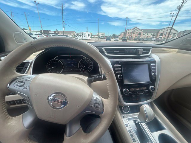 Used 2018 Nissan Murano Platinum FWD image 12