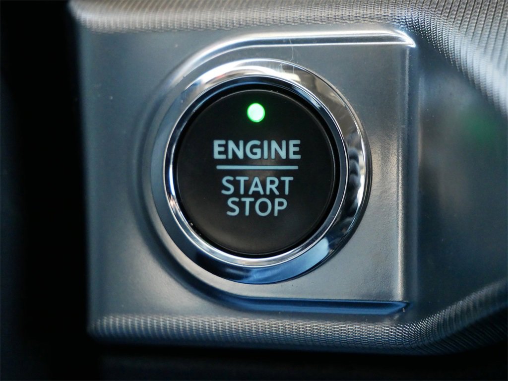 Certified 2022 Ford F150 Raptor w/ Raptor 37 Performance Package image 21