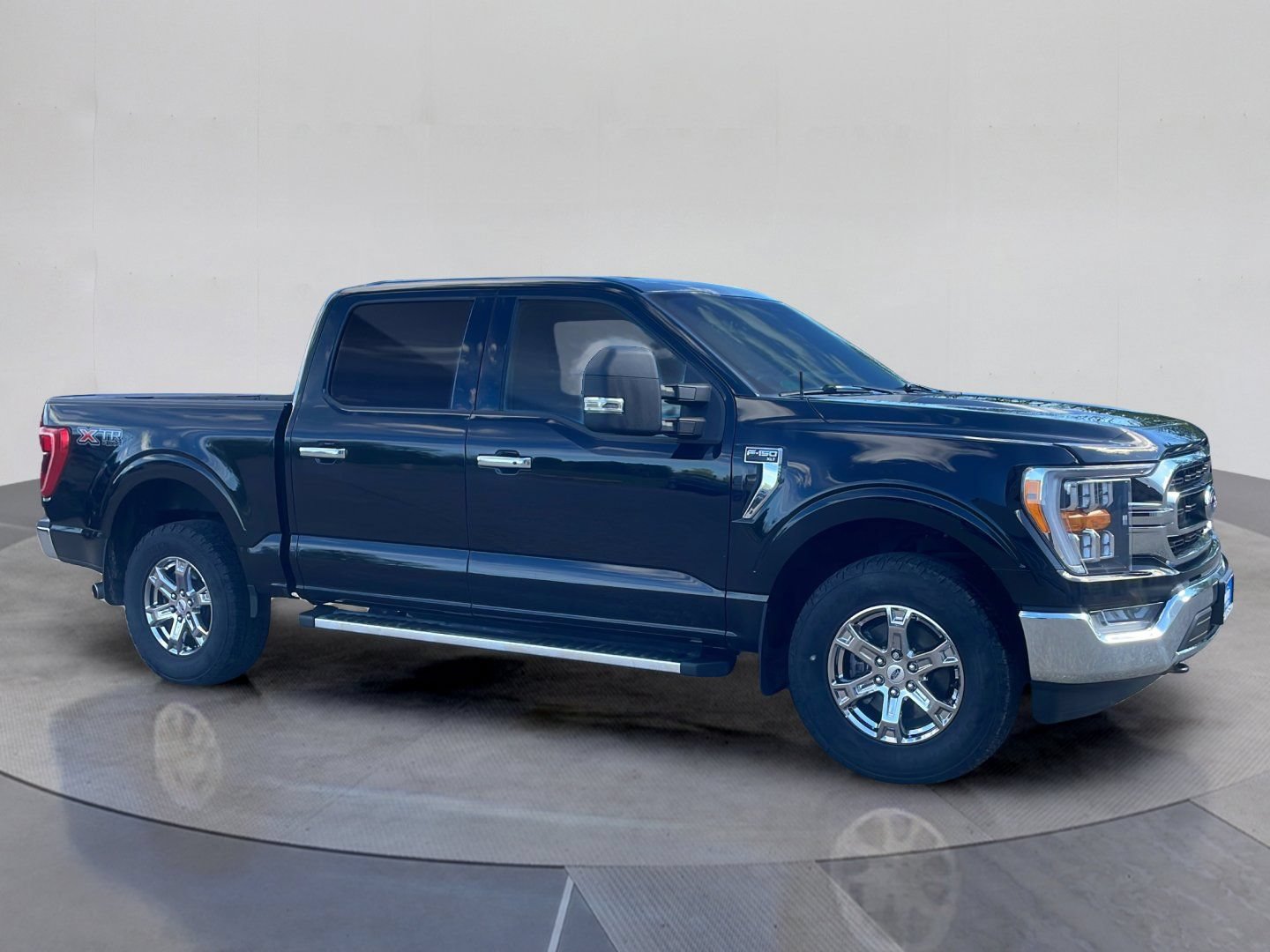 Certified 2022 Ford F150 XLT w/ Equipment Group 302A High AWD/4WD image 10