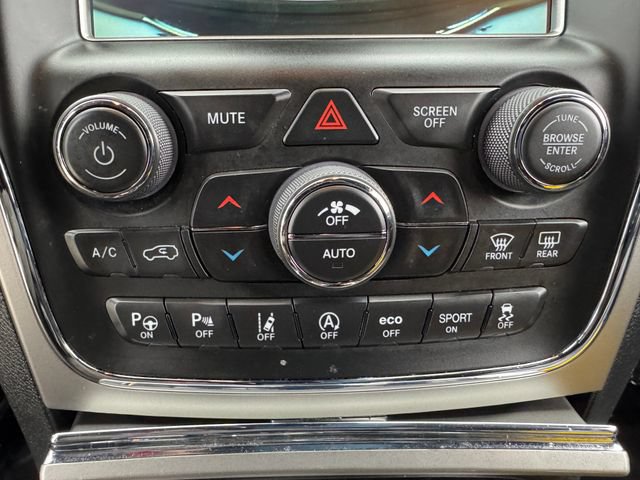 Used 2018 Jeep Grand Cherokee Limited AWD/4WD image 25