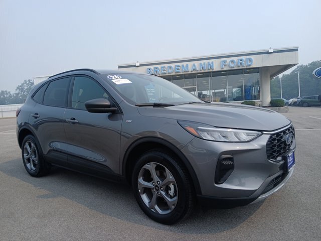 Certified 2026 Ford Escape ST-Line AWD/4WD image 2