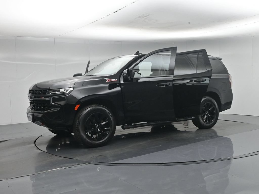 Used 2022 Chevrolet Tahoe Z71 w/ Luxury Package AWD/4WD image 37