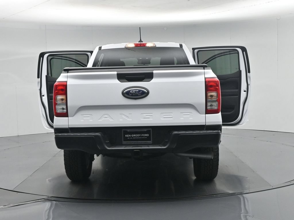 Certified 2025 Ford Ranger XL w/ Trailer Tow Package RWD image 33