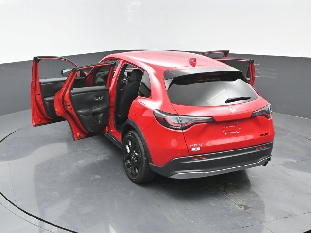Used 2025 Honda HR-V Sport image 23