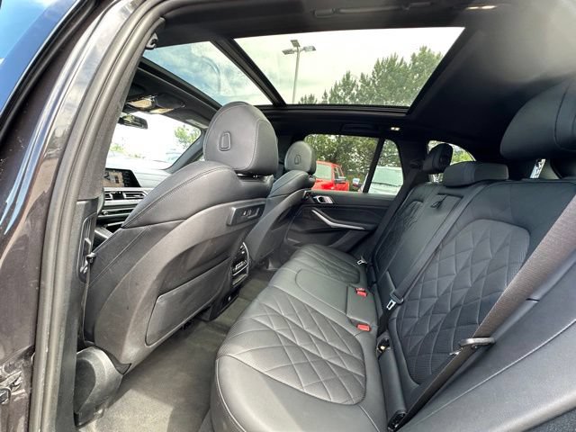 Used 2023 BMW X5 xDrive40i AWD/4WD image 15