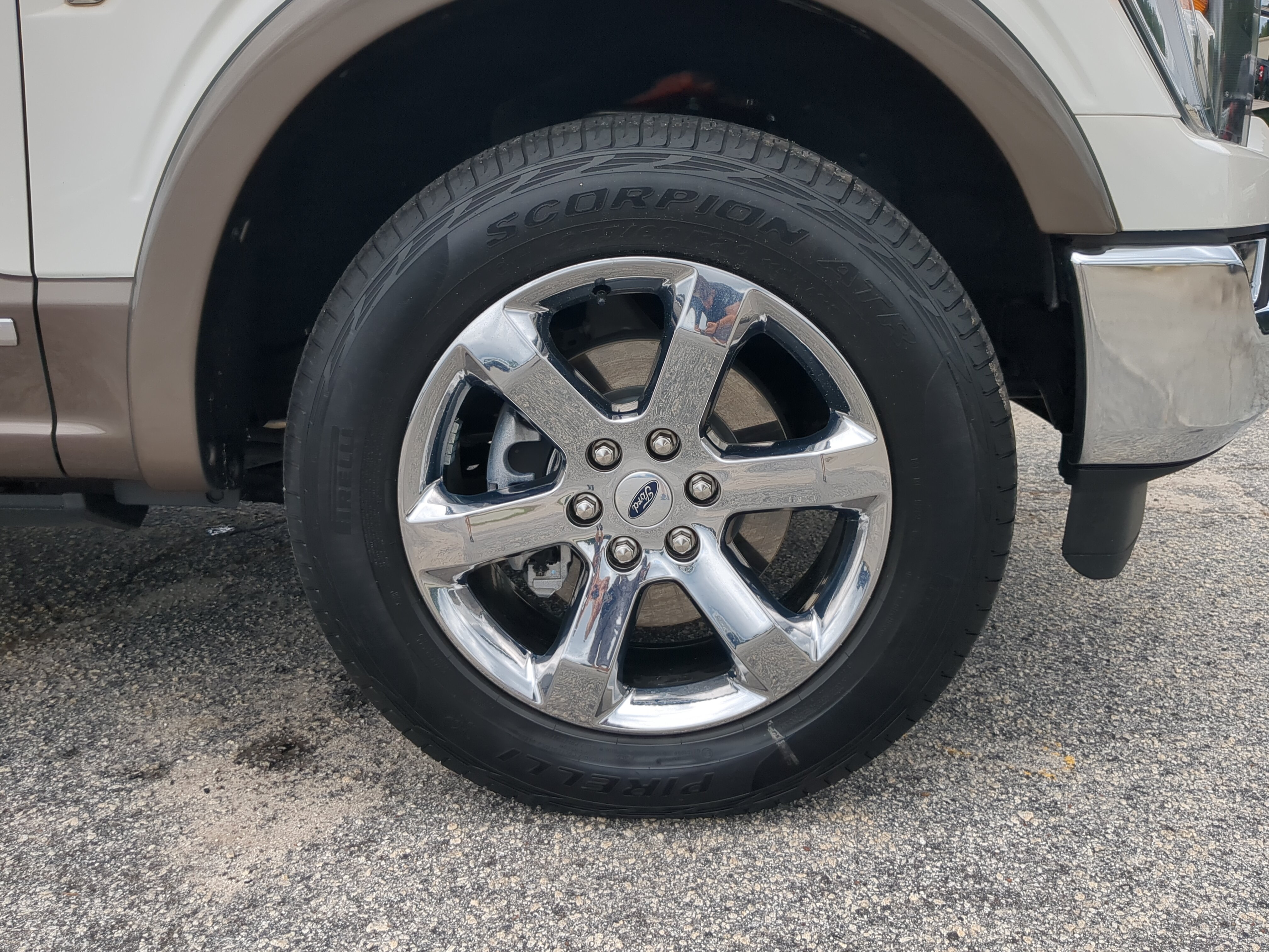 Certified 2022 Ford F150 Lariat w/ Max Trailer Tow Package AWD/4WD image 9