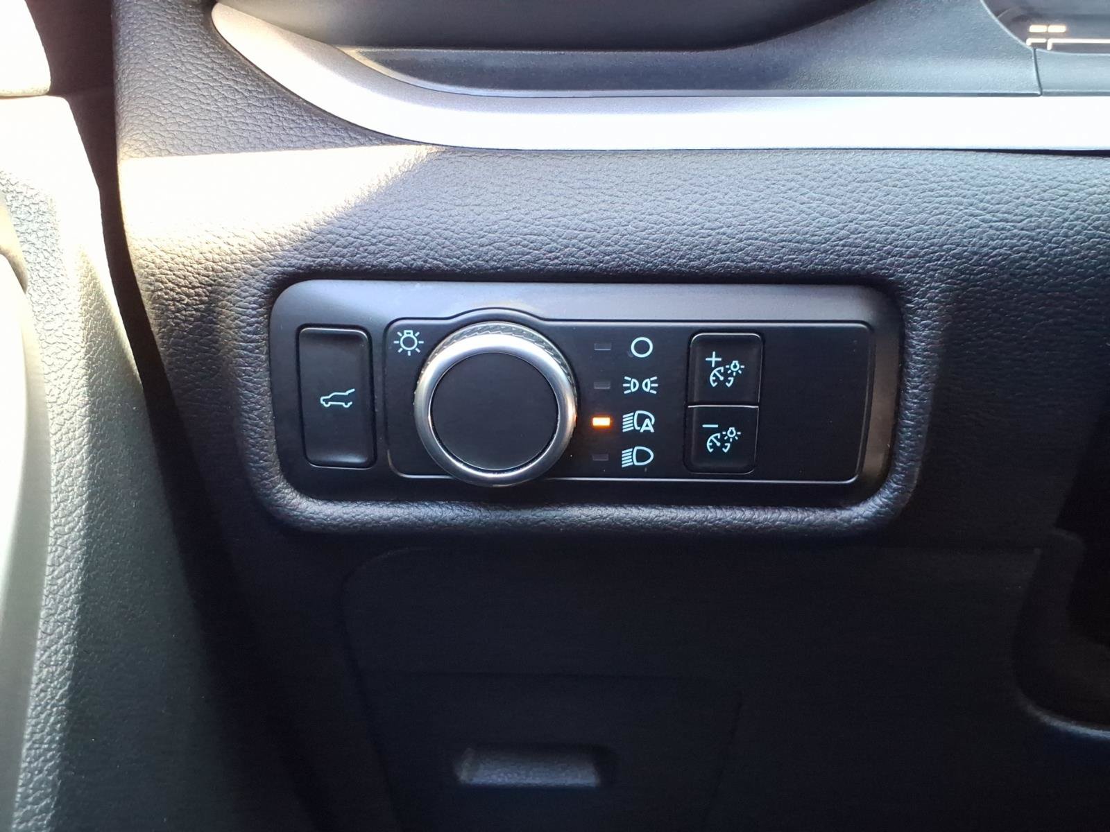 Certified 2023 Ford Explorer XLT AWD/4WD image 15