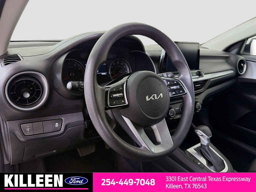 Used 2024 Kia Forte LXS FWD image 11