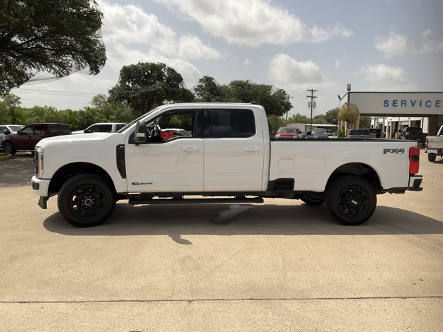 Certified 2025 Ford F250 XLT w/ Black Appearance Package AWD/4WD image 3