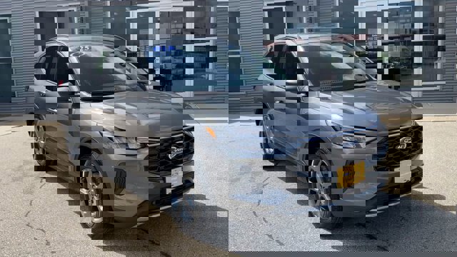 Certified 2025 Ford Escape ST-Line w/ Cold Weather Package image 4