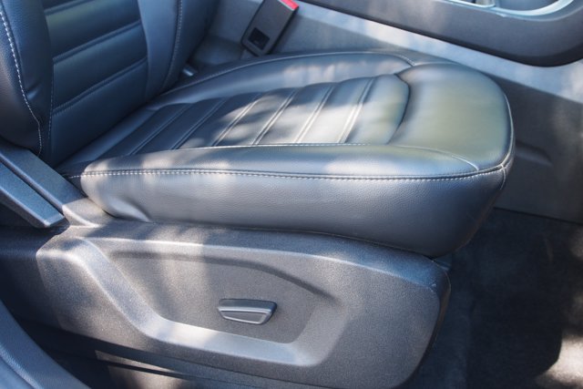 Certified 2024 Ford Edge SEL w/ Convenience Package AWD/4WD image 12