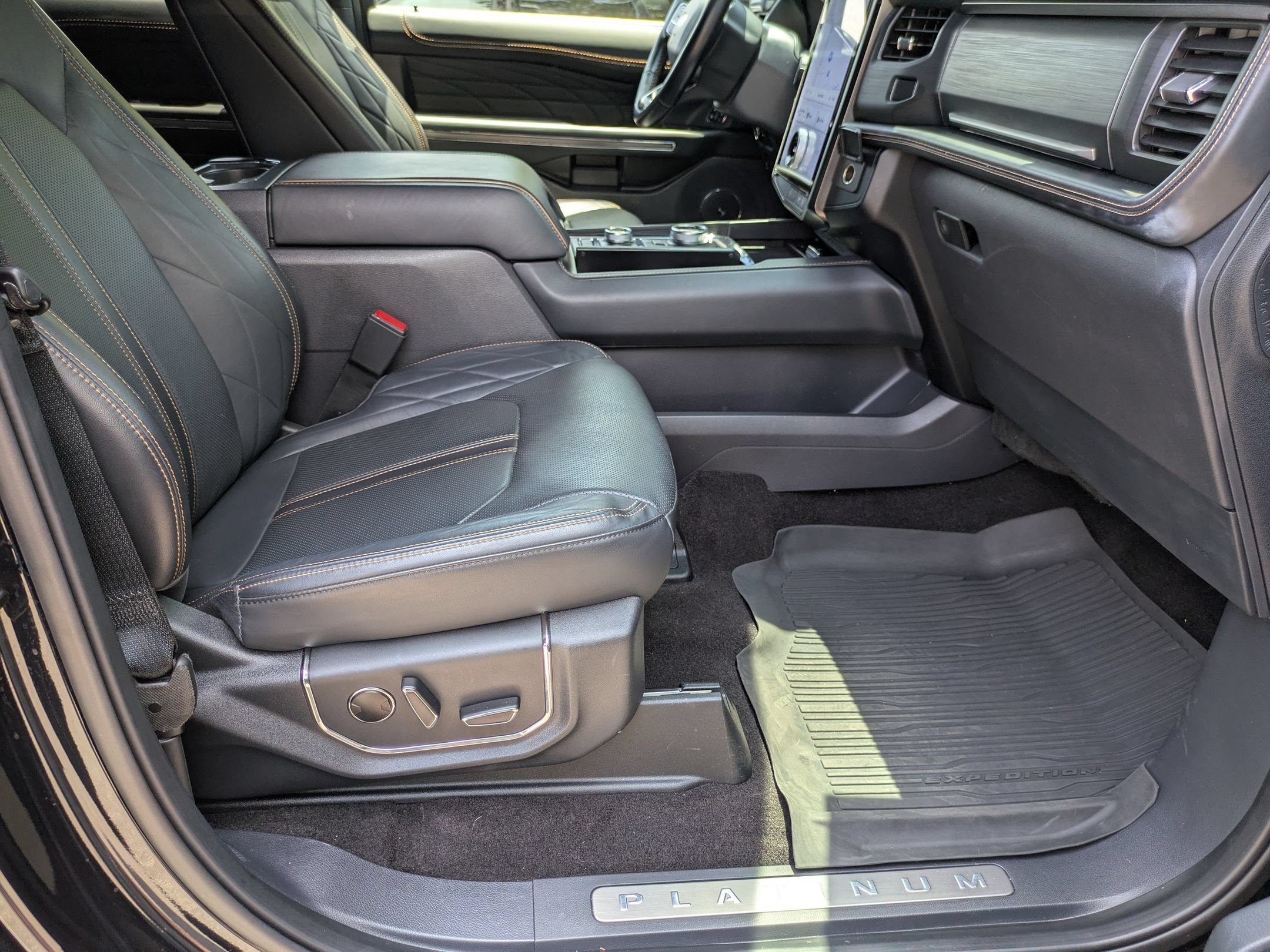 Certified 2023 Ford Expedition Platinum AWD/4WD image 41