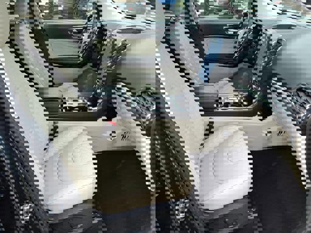 Certified 2024 Ford Edge Titanium w/ Equipment Group 301A image 11