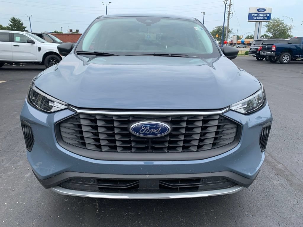 Certified 2025 Ford Escape Active w/ Cold Weather Package AWD/4WD image 9
