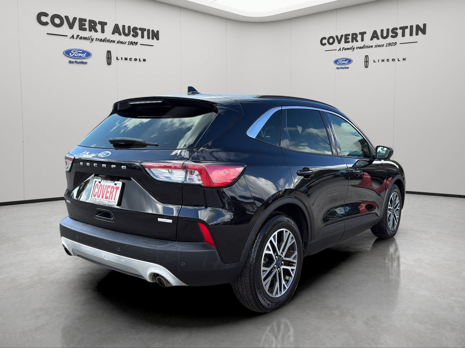 Certified 2020 Ford Escape SEL FWD image 5