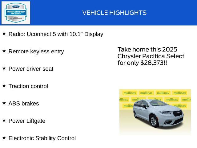 Used 2025 Chrysler Pacifica Select FWD image 18