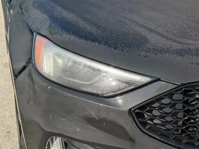 Certified 2024 Ford Edge ST-Line image 9