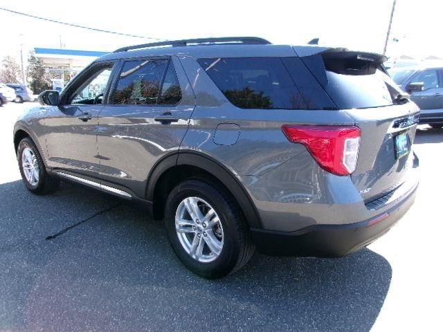 Certified 2023 Ford Explorer XLT image 4