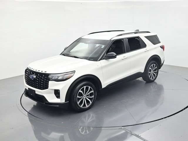 Certified 2025 Ford Explorer ST-Line AWD/4WD image 46