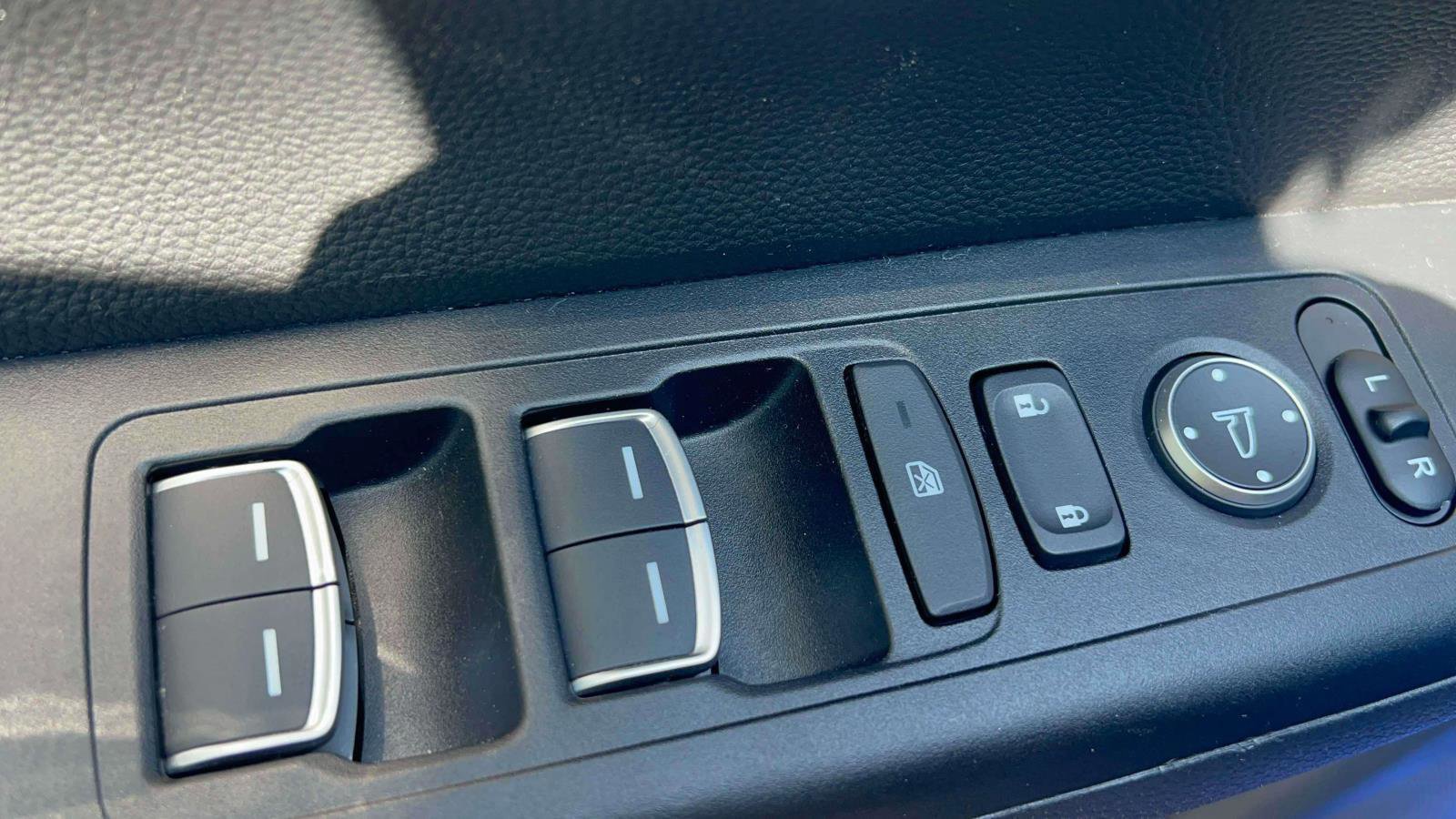 Used 2024 Honda CR-V Sport Touring image 29