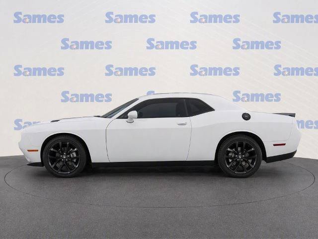 Used 2022 Dodge Challenger SXT w/ Plus Package RWD image 7