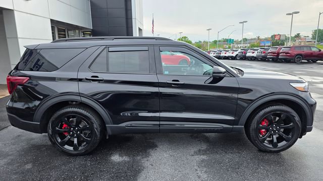 Certified 2024 Ford Explorer ST w/ Equipment Group 401A AWD/4WD image 8