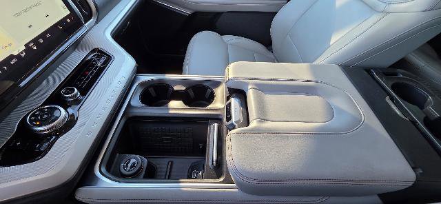 Certified 2025 Ford Expedition Max Active AWD/4WD image 18