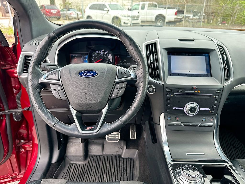 Certified 2019 Ford Edge ST w/ Equipment Group 401A image 19