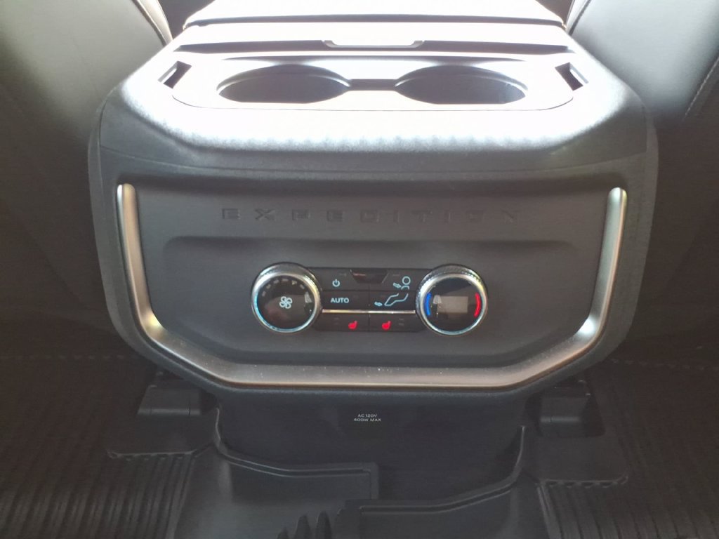 Certified 2025 Ford Expedition Tremor AWD/4WD image 11