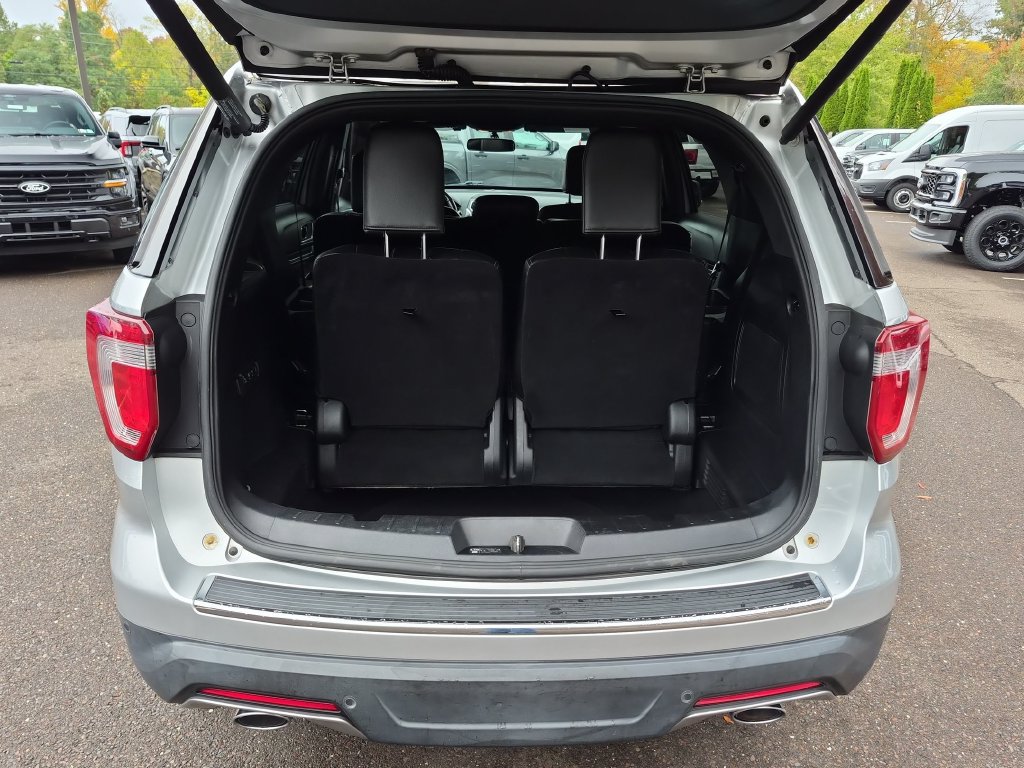 Certified 2018 Ford Explorer Limited AWD/4WD image 40
