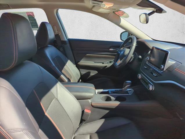 Used 2020 Nissan Altima 2.5 SR w/ Premium Package image 23