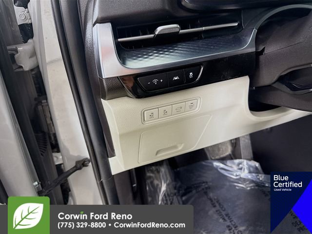 Used 2024 Kia Carnival SX Prestige image 14