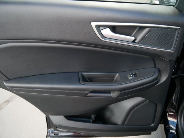 Certified 2024 Ford Edge SEL w/ Convenience Package AWD/4WD image 11