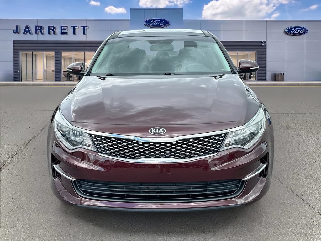 Used 2018 Kia Optima EX w/ Premium Package FWD image 2