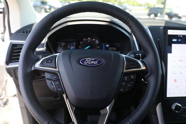 Certified 2024 Ford Edge SEL w/ Convenience Package AWD/4WD image 33