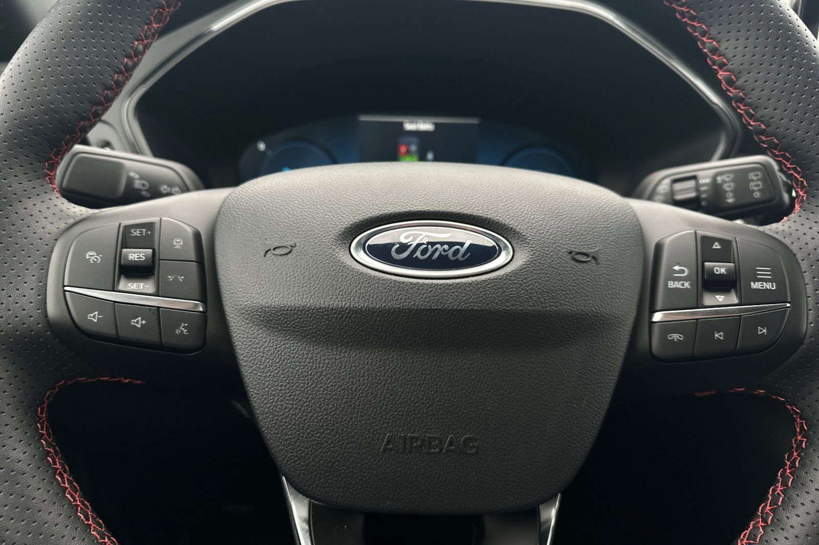 Certified 2025 Ford Escape ST-Line Elite w/ Tech Pack #2 image 27