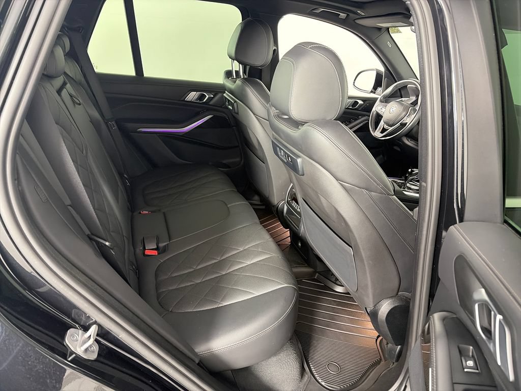Used 2023 BMW X5 xDrive40i AWD/4WD image 29
