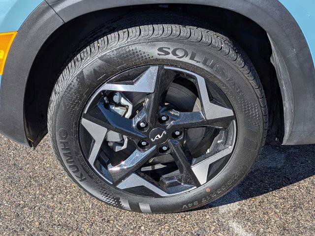 Used 2025 Kia Seltos S image 13