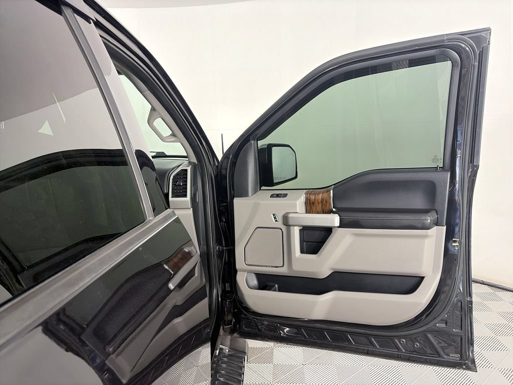 Certified 2019 Ford F150 Lariat AWD/4WD image 31