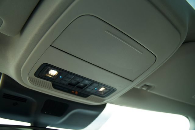 Certified 2025 Ford Expedition Active AWD/4WD image 24