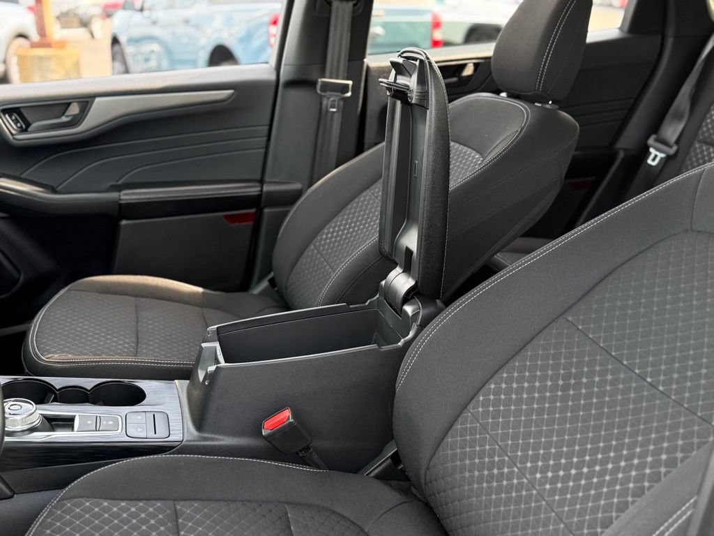 Certified 2024 Ford Escape Active FWD image 22