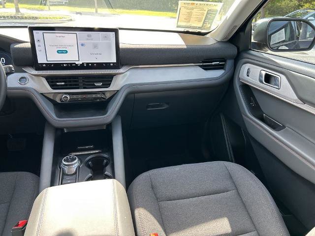 Certified 2025 Ford Explorer Active RWD image 11