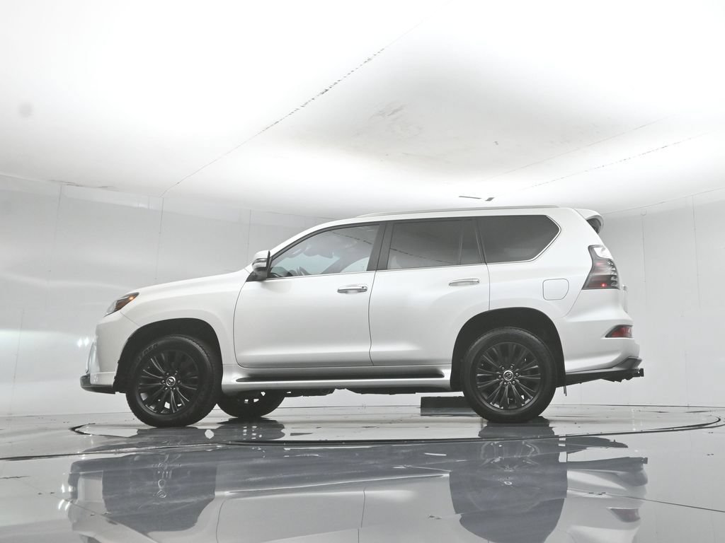 Used 2023 Lexus GX 460 Luxury w/ Sport Design Package AWD/4WD image 55