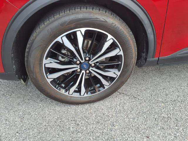 Certified 2021 Ford Escape SE w/ SE Sport Appearance Package FWD image 7