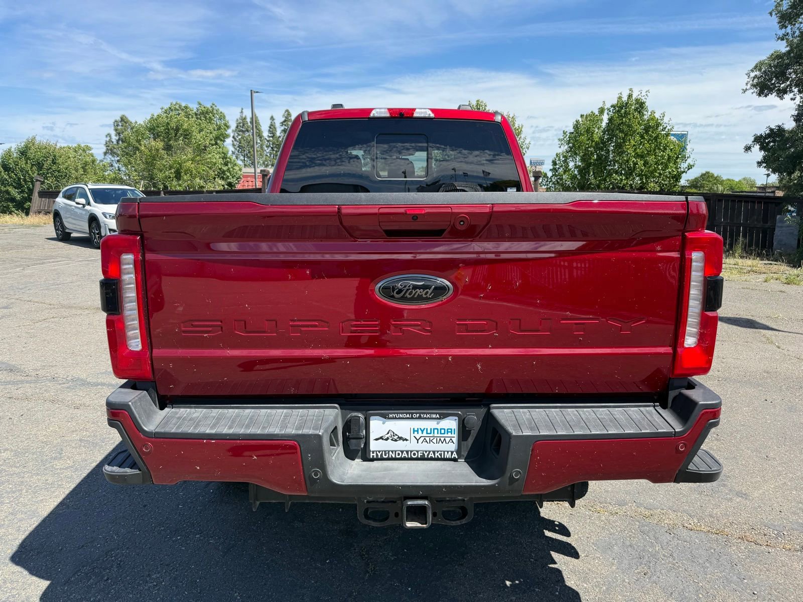 Certified 2025 Ford F350 Lariat w/ Black Appearance Package AWD/4WD image 4